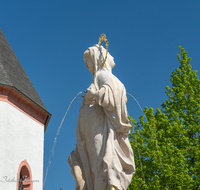 fileadmin/roha/images_galerie/orte_landschaft/Grossgmain/GROSSG-MAD-0030-D-roha-Grossgmain-Maria-Brunnen.png