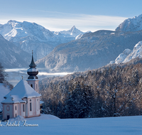 fileadmin/roha/images_galerie/kirche_religion/Berchtesgaden/BGD-MARIAGERN-0019-D-roha-Maria-Gern-Kirche-Winter-Schnee.png