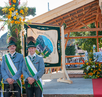 fileadmin/roha/images_galerie/orte_landschaft/Anger/Anger-Trachten-Musik-Fest/BR-FEST-ANG-MUS-TRACH-2018-08-19-1004-01-01-D-roha-Brauchtum-Fest-Anger-Trachtenverein-Fahne.png