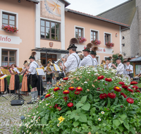 fileadmin/roha/images_galerie/musik/Blasmusik/Anger_-_Aufham/MU-BLA-ANG-0200-2007-02-02-D-roha-Musik-Blasmusik-Musikkapelle-Anger-Hoeglwoerth-Dorfplatz-Standkonzert.png