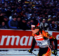 fileadmin/roha/images_galerie/Freizeit-Sport/Biathlon/2001_Biathlon/SPO-BIATH-2001-14-01-0038-roha-Ruhpolding-Biathlon.png