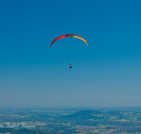 fileadmin/roha/images_galerie/Freizeit-Sport/Gleitschirm-Drachen/BAD-REI-PAN-PRE-GL-0006-D-roha-Bad-Reichenhall-Predigtstuhl-Gleitschirmflieger.png