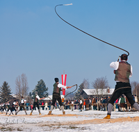 fileadmin/roha/images_galerie/brauchtum/Schnalzen/Teisendorf-Gauschnalzen/BR-SCHNA-0090-D-roha-Brauchtum-Aper-Schnalzen-Goassl-Teisendorf-Winter-Rupertigau-Rupertiwinkel.png