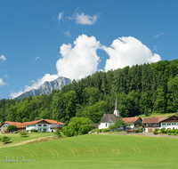 fileadmin/roha/images_galerie/orte_landschaft/Ainring/AINR-BICH-0011-D-roha-Ainring-Bicheln-Wolkenhimmel.png