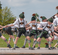 fileadmin/roha/images_galerie/brauchtum/Tracht/Trachtenverein_Anger/BR-MAIB-ANG-2017-1350-02-D-roha-Brauchtum-Maibaum-Anger-Trachten-Kinder-Plattler.png