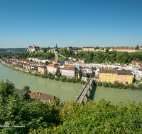 fileadmin/roha/images_galerie/orte_landschaft/Burghausen/BURGH-PAN-0030-D-roha-Burghausen-Salzach-Burg-Panorama.png