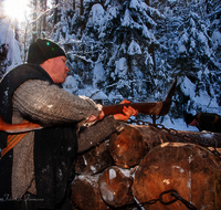 fileadmin/roha/images_galerie/Landwirtschaft/Forst-Holzknecht/HOLZKNE-HAM-0015-1220-06-D-roha-Holzknecht-Winter-Siegsdorf-Hammer-Winterzug.png