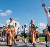 fileadmin/roha/images_galerie/orte_landschaft/Teisendorf/Weildorf/Weildorf-Trachtenfest/BR-TRACHT-FEST-WEIL-18062017-0931-02-D-roha-Brauchtum-Trachtenfest-Weildorf-Surheim.png