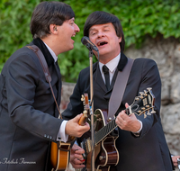 fileadmin/roha/images_galerie/orte_landschaft/Laufen/Theater-Salzachhalle-Salzachfestspiele/LAUF-TRIEB-BEAT-2023-2008-01-D-roha-Laufen-Triebenbach-Salzachfestspiele-Beatles.png