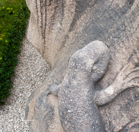 fileadmin/roha/images_galerie/orte_landschaft/Salzburg/Mirabell-Zwergerlgarten/SA-MIRA-GART-0004-7-D-roha-Salzburg-Mirabell-Schloss-Garten-Marmor-Statue.png