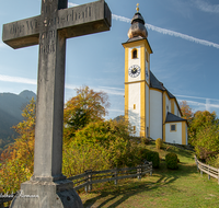 fileadmin/roha/images_galerie/orte_landschaft/Bad_Reichenhall/BAD-REI-PANKR-0023-D-roha-Bad-Reichenhall-Pankraz-Kircherl-Karlstein-Herbst.png