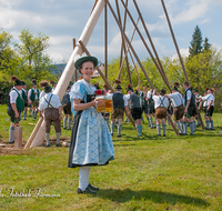 fileadmin/roha/images_galerie/brauchtum/Maibaum/Anger-Hoeglwoerth/BR-MAIB-ANG-2017-1445-02-D-roha-Brauchtum-Maibaum-Anger.png