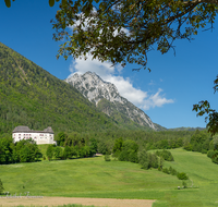 fileadmin/roha/images_galerie/orte_landschaft/Piding/PID-STAUFENECK-0069-03-D-roha-Piding-Staufeneck-Schloss-Hochstaufen.png