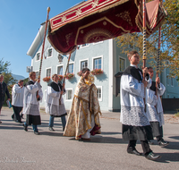 fileadmin/roha/images_galerie/brauchtum/Erntedank-Drischleg/BR-ERNTED-2016-1133-04-D-roha-Brauchtum-Erntedank-Teisendorf-Prozession-Forstamt.png