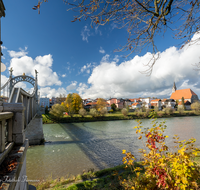 fileadmin/roha/images_galerie/orte_landschaft/Laufen/LAUF-BRUE-0072-D-roha-Laufen-Salzach-Bruecke-Fluss-Herbst-Stiftskirche.png