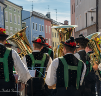 fileadmin/roha/images_galerie/orte_landschaft/Teisendorf/Teisendorf-Marktstrasse-Konzert/TEI-MA-STA-KON-2024-1-4145-D-roha-Teisendorf-Marktstrasse-Standkonzert.png