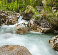 fileadmin/roha/images_galerie/orte_landschaft/Berchtesgaden/Ramsau/BGD-RA-ZAUB-0023-D-roha-Berchtesgaden-Ramsau-Zauberwald-Wildwasser.png