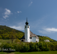 fileadmin/roha/images_galerie/orte_landschaft/Schneizlreuth/SCHNEILZL-WEISSB-0024-D-roha-Schneizlreuth-Weissbach-Kirche.png