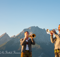 fileadmin/roha/images_galerie/musik/Blasmusik/MU-BLA-BGD-WATZ-0001-D-roha-Musik-Blasmusik-Trompete-Watzmann-Berchtesgaden.png