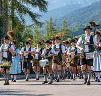 fileadmin/roha/images_galerie/musik/Blasmusik/Piding/MU-BLA-PID-ANG-2018-0939-01-D-roha-Musik-Blasmusik-Piding-Anger-Festzug.png