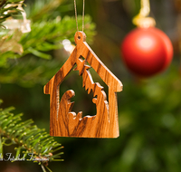 fileadmin/roha/images_galerie/brauchtum/Weihnachten/BR-WEIH-SCHMUCK-0007-D-roha-Brauchtum-Weihnachten-Christbaum-Krippe-Kugel.png