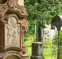 fileadmin/roha/images_galerie/orte_landschaft/Salzburg/Kolleg-Plain-Sebast-Franzis-Mich/SA-SEBAST-0001-0-0-D-roha-Salzburg-Sebastiani-Friedhof-Kreuzgang-Grabtafel.png