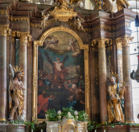 fileadmin/roha/images_galerie/kirche_religion/Teisendorf/KKKM-TEIS-KIR-0052-0-06-D-roha-Kirche-Teisendorf-St-Andreas-Altar.png