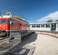 fileadmin/roha/images_galerie/orte_landschaft/Freilassing/Freilassing-Lokwelt/FREIL-LOKW-DRE-0002-D-roha-Freilassing-Lokwelt-Eisenbahn-Drehscheibe-Museum.png