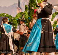 fileadmin/roha/images_galerie/orte_landschaft/Teisendorf/Gaufest-GauverbandI-Freitag14.-Sonntag23.Juli2023/BR-GAUFEST-TEIS-2023-2-2122-3-D-roha-Tracht-Gaufest-Teisendorf.png