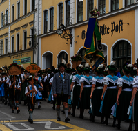 fileadmin/roha/Gautrachtenfest/Bilderglalerie/Gaufest-2023/Festsonntag/BR-GAUFEST-TEIS-2023-3-1157-07-D-roha-Tracht-Gaufest-Teisendorf.png