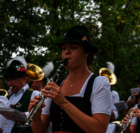 fileadmin/roha/images_galerie/orte_landschaft/Petting/Schoenram-Bezirksmusikfest/MU-BLA-SCHOEN-2024-1-1237-1-D-roha-Musik-Bezirksmusikfest-Schoenram.png