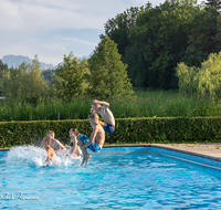 fileadmin/roha/images_galerie/orte_landschaft/Teisendorf/Schwimmbad/TEI-SCHWIMMB-2018-1834-02-D-roha-Teisendorf-Schwimmbad.png