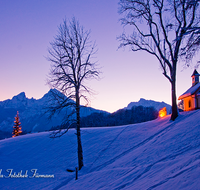 fileadmin/roha/images_galerie/orte_landschaft/Berchtesgaden/Kirchleitnkapelle/BGD-KIRCHL-KAP-0023-D-roha-Berchtesgaden-Kirchleitn-Kapelle-Winter-Schnee-Watzmann.png