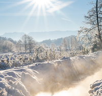 fileadmin/roha/images_galerie/Hintergrund-Download/1920x1080_-_Handy/STIM-TEI-KARL-WI-0020-0921-1-D-roha-Stimmung-Winter-Sonne-Teisendorf-Karlsbach.png