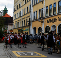 fileadmin/roha/images_galerie/orte_landschaft/Teisendorf/Gaufest-GauverbandI-Freitag14.-Sonntag23.Juli2023/BR-GAUFEST-TEIS-2023-3-1153-03-D-roha-Tracht-Gaufest-Teisendorf.png