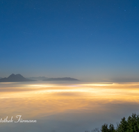 fileadmin/roha/Interessantes-in-Kurzform/ab-4-2021/SA-GAISB-NA-0001-1816-D-roha-Salzburg-Gaisberg-Nebel-Nacht.png