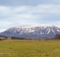 fileadmin/roha/images_galerie/orte_landschaft/Anger/Anger/AN-LANDS-0009-D-roha-Anger-Stockham-Untersberg-Landschaft.png