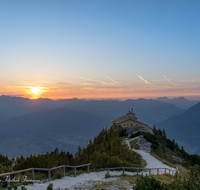 fileadmin/roha/images_galerie/orte_landschaft/Berchtesgaden/Kehlstein/BGD-KE-SU-0015-1917-D-M-roha-Berchtesgaden-Kehlstein-Haus-Sonnenuntergang-Alpen.png