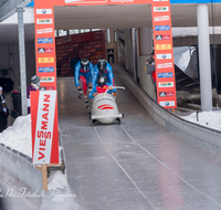 fileadmin/roha/images_galerie/Freizeit-Sport/Bob/SPO-BOB-BGD-0008-16-D-roha-Sport-Winter-Eis-Vierer-Bob-Berchtesgaden-Koenigssee-Start.png