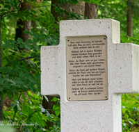 fileadmin/roha/images_galerie/kirche_religion/Teisendorf-Kreuzweg/KKKM-TEIS-KREUZW-0018-D-roha-Kreuzweg-Bildstock-Teisendorf-Schelmberg.png