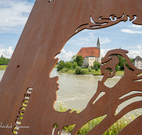 fileadmin/roha/Interessantes-in-Kurzform/LAUF-SALZACH-KU-0002-D-roha-Laufen-Salzach-Schleife-Stiftskirche-Kunst-Kohr.png