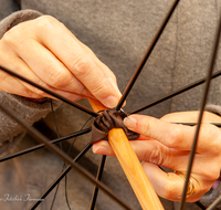 fileadmin/roha/images_galerie/arbeit_technik/Handwerk/SA-HANDW-SCHIRM-01-1134-2-D-roha-Salzburg-Handwerk-Schirm.png