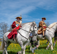 fileadmin/roha/images_galerie/brauchtum/Leonhardiritt/Traunstein-Georgiritt/BR-PFRI-TRAUNST-2019-1050-01-D-roha-Brauchtum-Pferdeumritt-Georgiritt-Traunstein-Ettendorfer-Kircherl.png