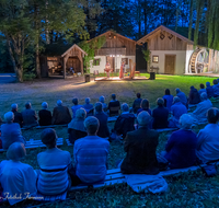 fileadmin/roha/images_galerie/musik/AINR-THEAT-KONZ-2019-2031-D-roha-Ainring-Theater-Freilichtbuehne-Dorfpark-Konzert-Kastner-Schmid.png