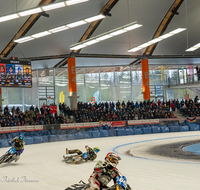 fileadmin/roha/images_galerie/Freizeit-Sport/Eisspeedway/SPO-EIS-SPEED-INZ-0020-2024-1536-13-D-roha-Sport-Eisspeedway-Inzell-Max-Aicher-Arena.png