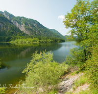 fileadmin/roha/images_galerie/orte_landschaft/Ruhpolding/RUH-LOED-0024-D-roha-Ruhpolding-Loedensee-Hochwasser.png