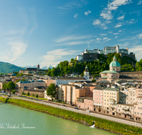 fileadmin/roha/images_galerie/orte_landschaft/Salzburg/SA-ALTST-0011-2-D-roha-Salzburg-Altstadt-Festung-Hohensalzburg-Salzach-Untersberg-Nonnberg-Untersberg.png