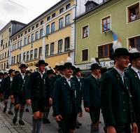 fileadmin/roha/images_galerie/orte_landschaft/Teisendorf/Gaufest-GauverbandI-Freitag14.-Sonntag23.Juli2023/BR-GAUFEST-TEIS-2023-3-1157-02-D-roha-Tracht-Gaufest-Teisendorf.png