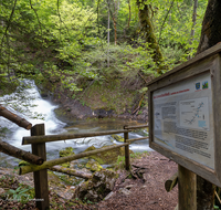 fileadmin/roha/images_galerie/orte_landschaft/Berchtesgaden/Ramsau/WAS-WILDB-RA-SCHW-LO-0007-D-roha-Wasser-Wildbach-Schwarzbachloch-Ramsau..png