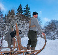 fileadmin/roha/images_galerie/Landwirtschaft/Forst-Holzknecht/HOLZKNE-HAM-0009-D-roha-Holzknecht-Schlitten-Winter-Siegsdorf-Hammer-Winterzug.png